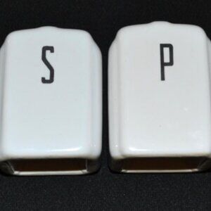 Vintage Art Deco Salt And Pepper Shakers White Table Serveware